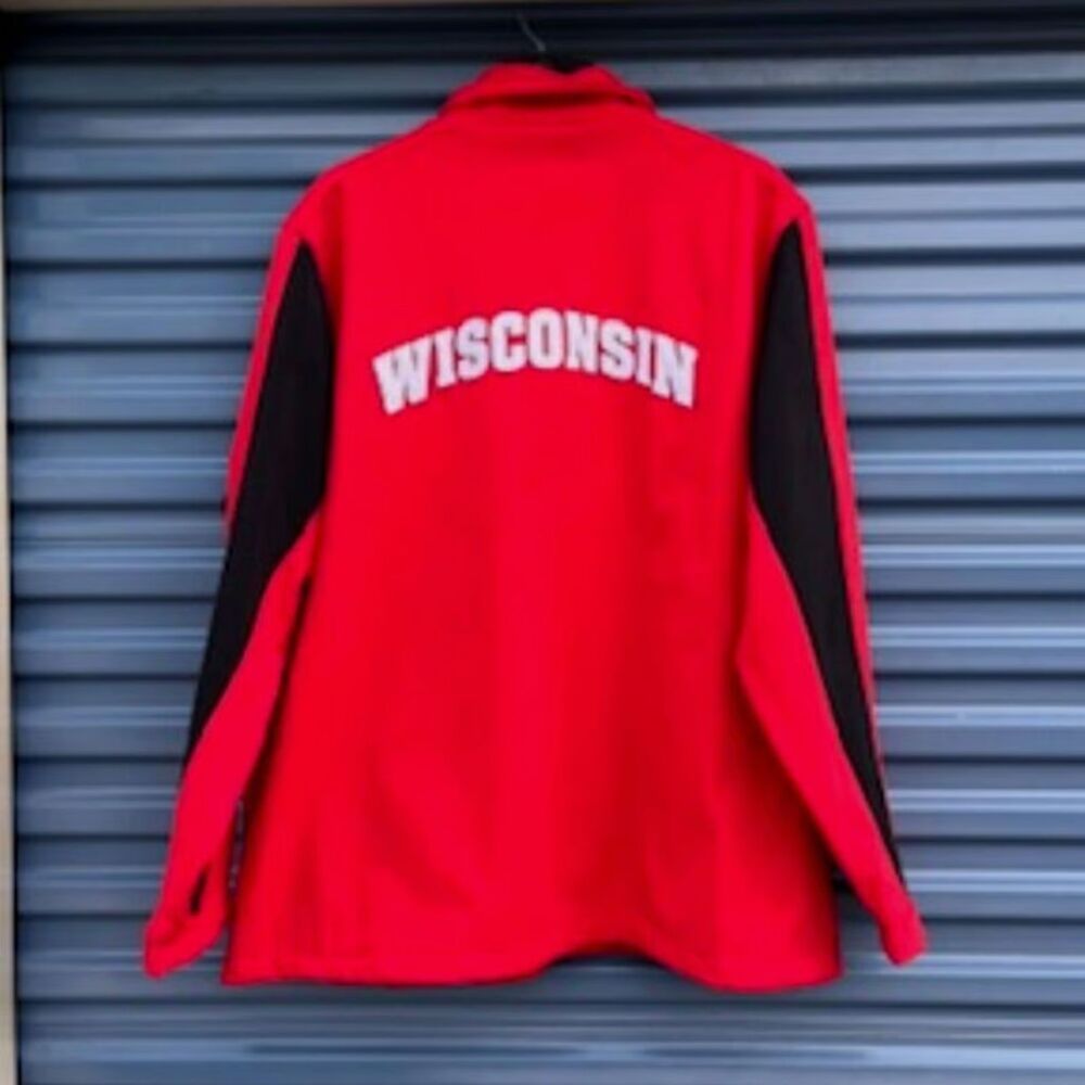 Size: 3XL (54-56) Full Zip Ski or Snowboard Fleece Jacket  Wisconsin Badgers New